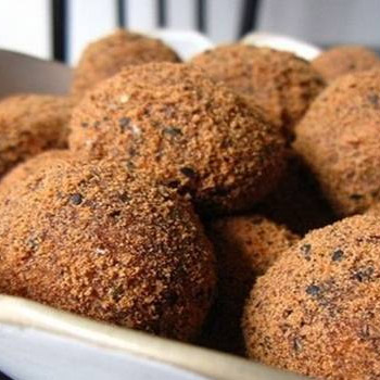 吃过冬至圆（擂圆），就算长一岁